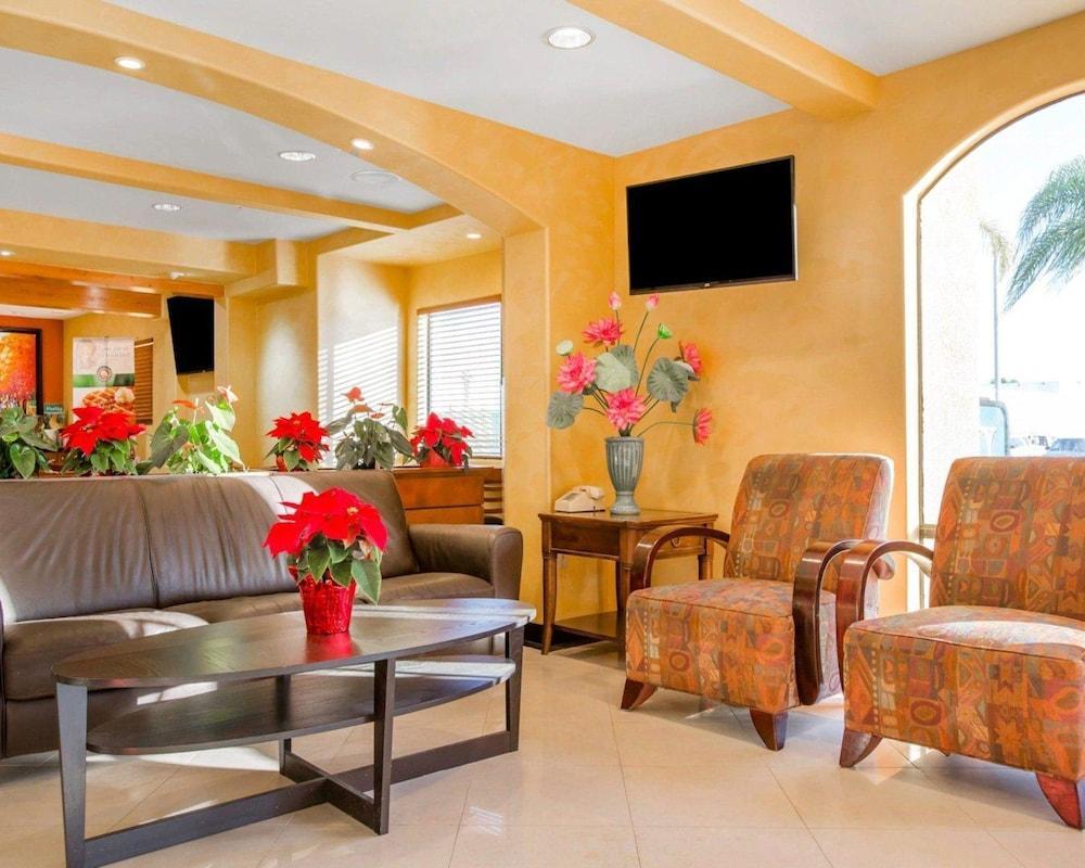 Quality Inn & Suites Westminster Seal Beach Exteriör bild