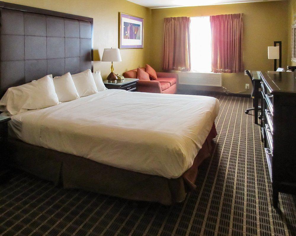Quality Inn & Suites Westminster Seal Beach Exteriör bild